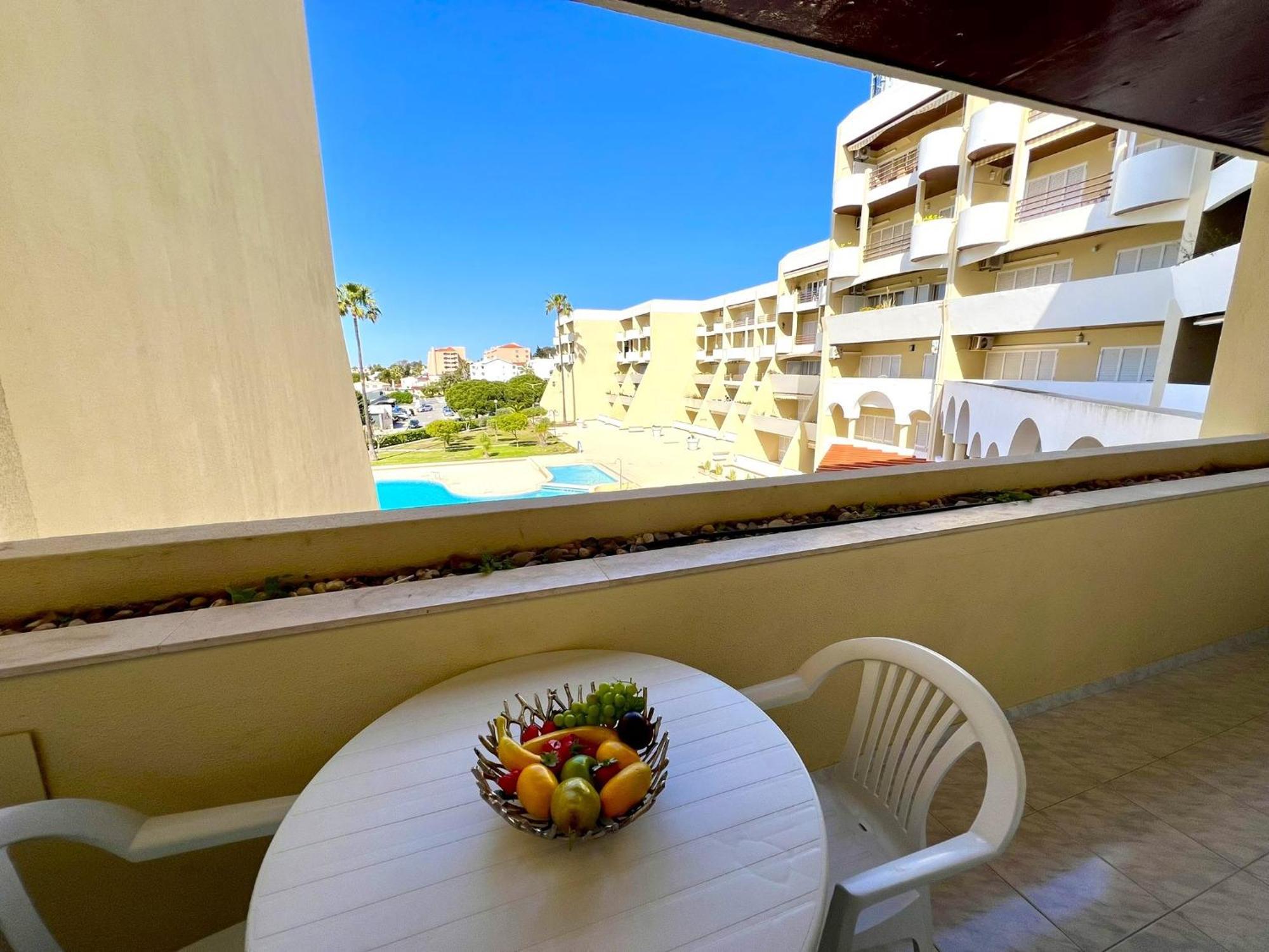 Albufeira Concept 2 With Pool By Homing Leilighet Gale  Eksteriør bilde