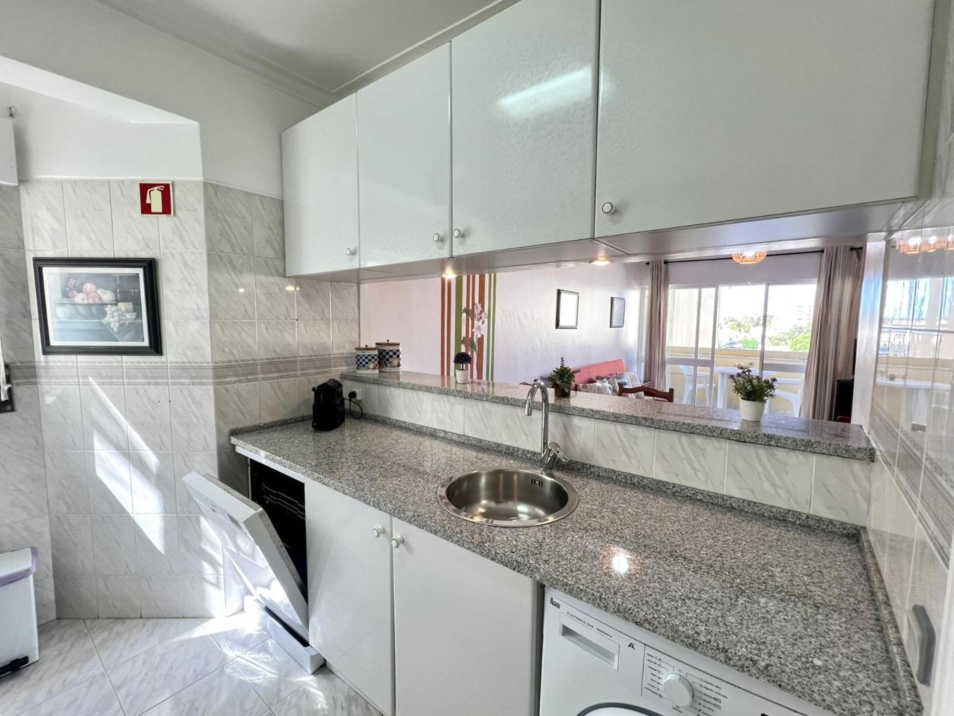 Albufeira Concept 2 With Pool By Homing Leilighet Gale  Eksteriør bilde